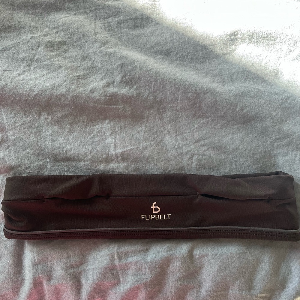 FlipBelt Women's Black Fitness Belt